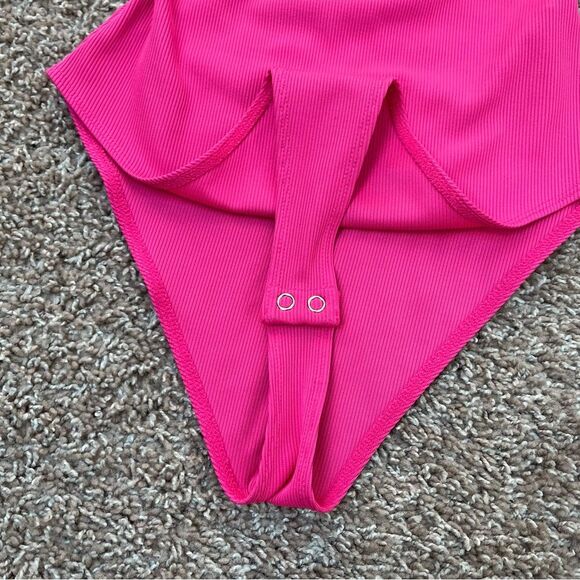 Forever 21 Ribbed Cutout Bodysuit - Picture 11 of 11